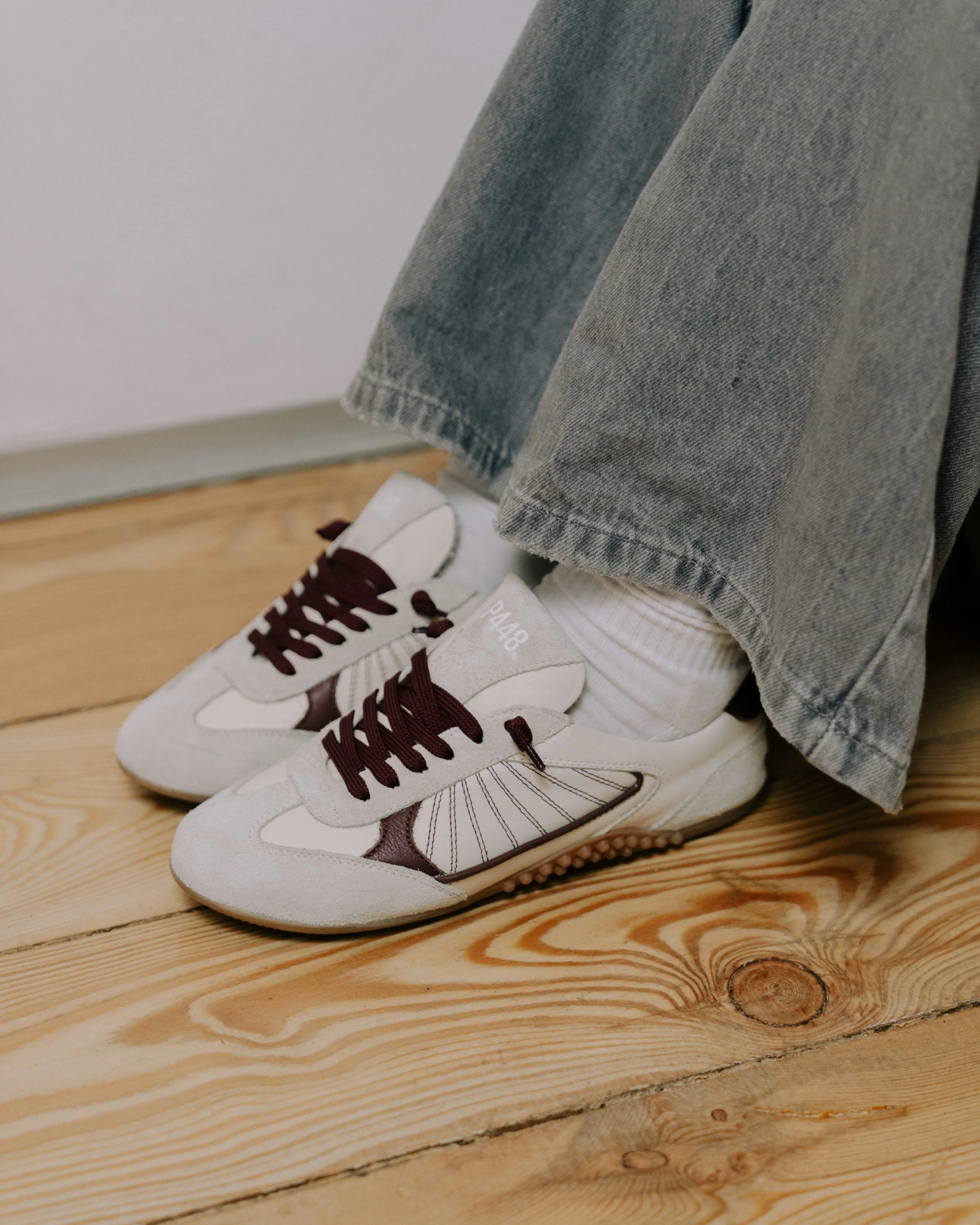 Lisbon Cream - Maroon - Image 5